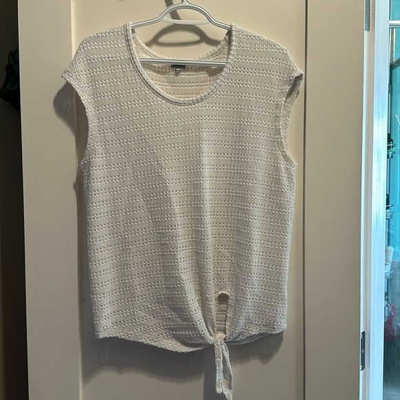 Kismet size XS poly/spandex blend knitted top. - Picture 1 of 3